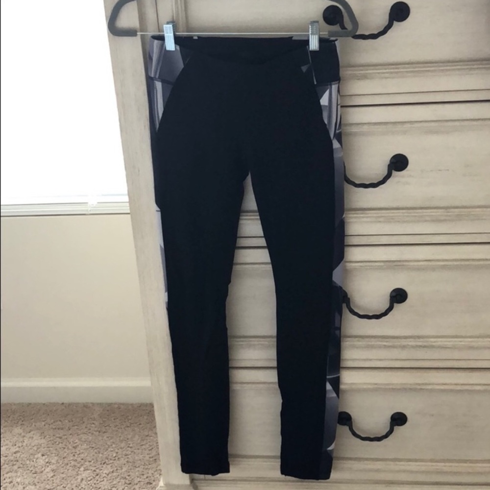 Alo black grey and mesh leggings